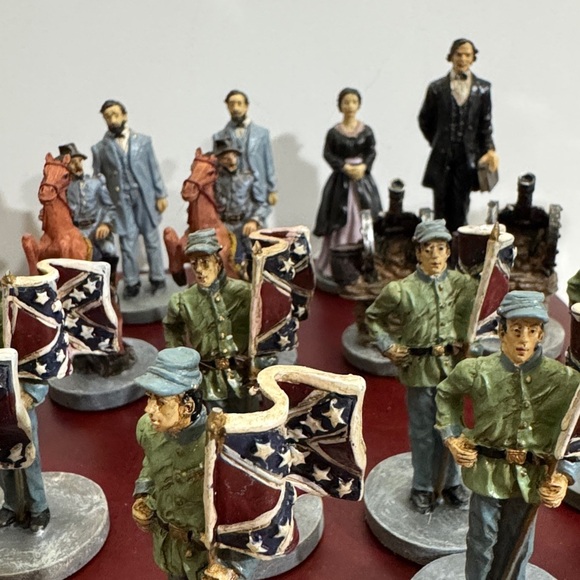 Vintage American Civil War Chess Figurine Set. Hand painted Complete set of 32 - Picture 5 of 9